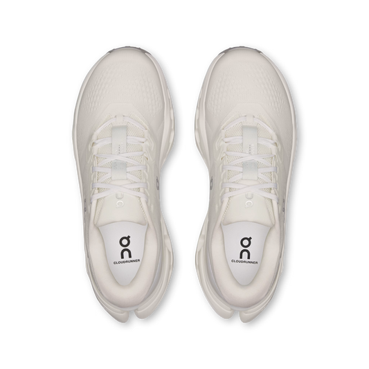 Women's On Cloudrunner 3