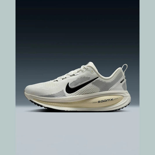 Women's Nike Vomero 18