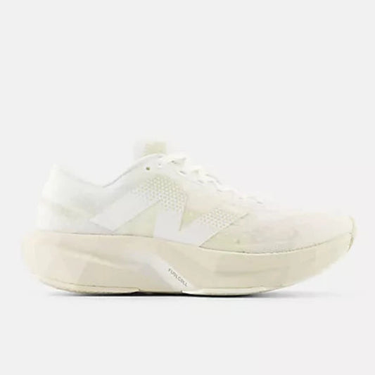 Women's New Balance FuelCell Rebel v4