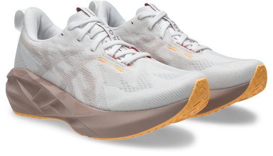 Women's ASICS NOVABLAST 5