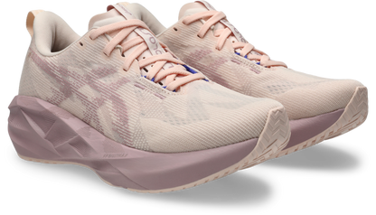 Women's ASICS NOVABLAST 5