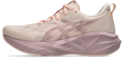Women's ASICS NOVABLAST 5