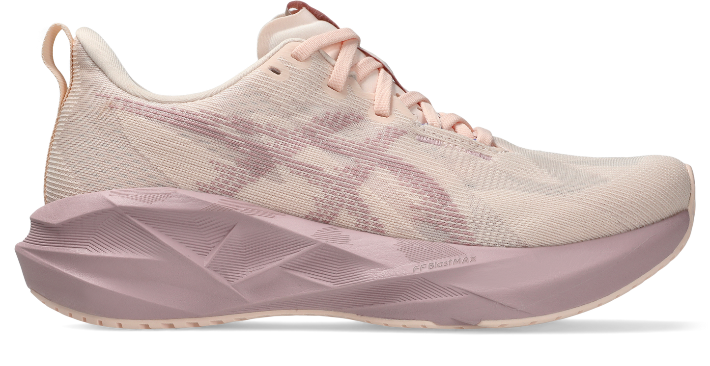 Women's ASICS NOVABLAST 5