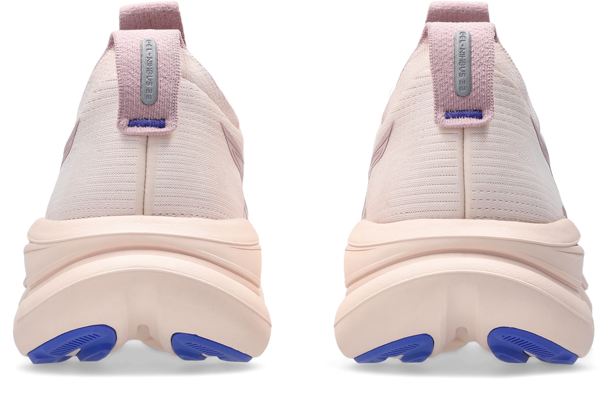 Women's Asics GEL-NIMBUS 28