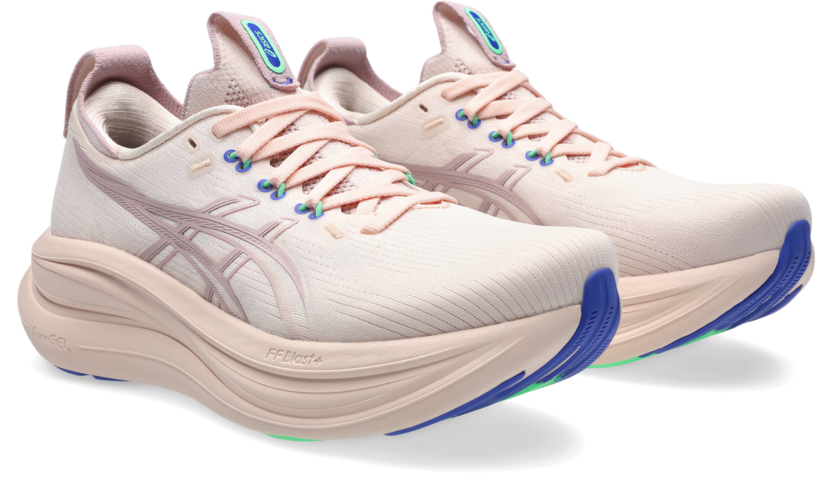 Women's Asics GEL-NIMBUS 28