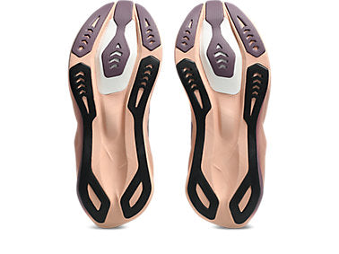 Women's Novablast 6