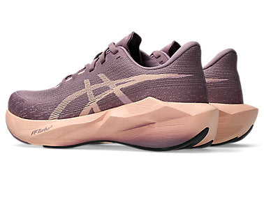 Women's Novablast 6