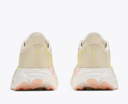 Women's Arahi 9