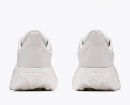 Women's Arahi 9