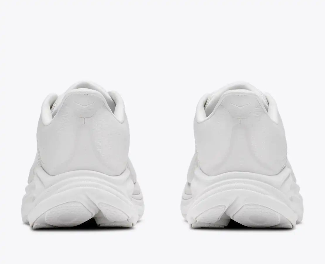 Women's Clifton 11