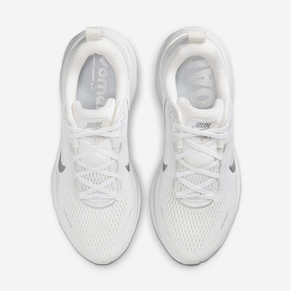 Women's Nike Vomero 18