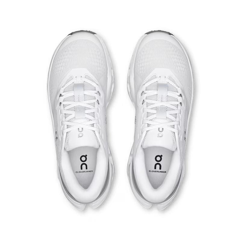 Women's On Cloudrunner 3