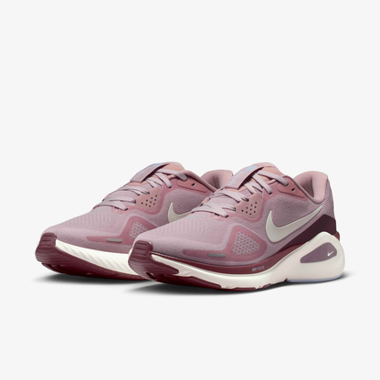 Women's Nike Structure 26