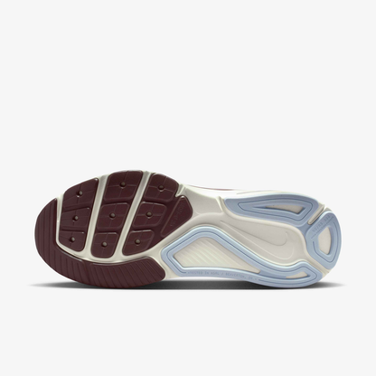 Women's Nike Structure 26