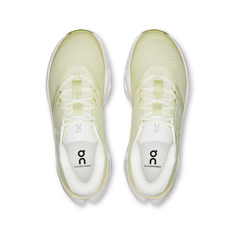 Women's On Cloudrunner 3