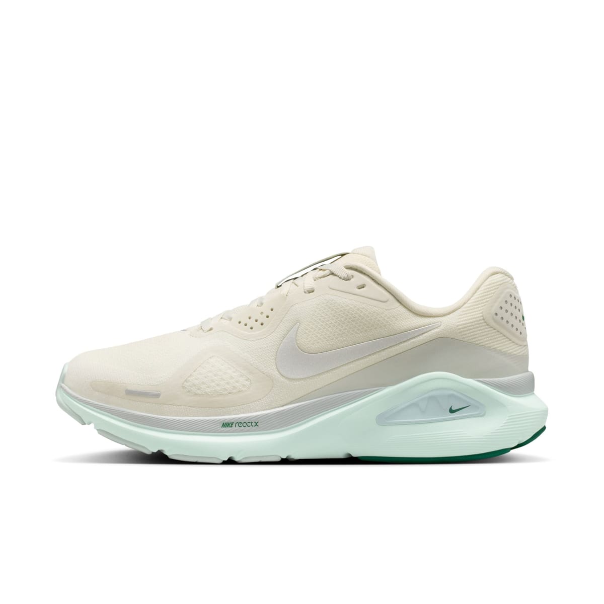 Women's Nike Structure 26