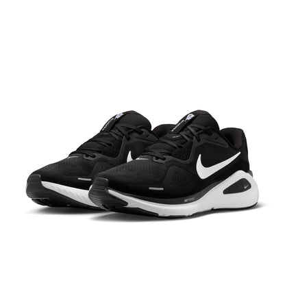 Men's Nike Structure 26
