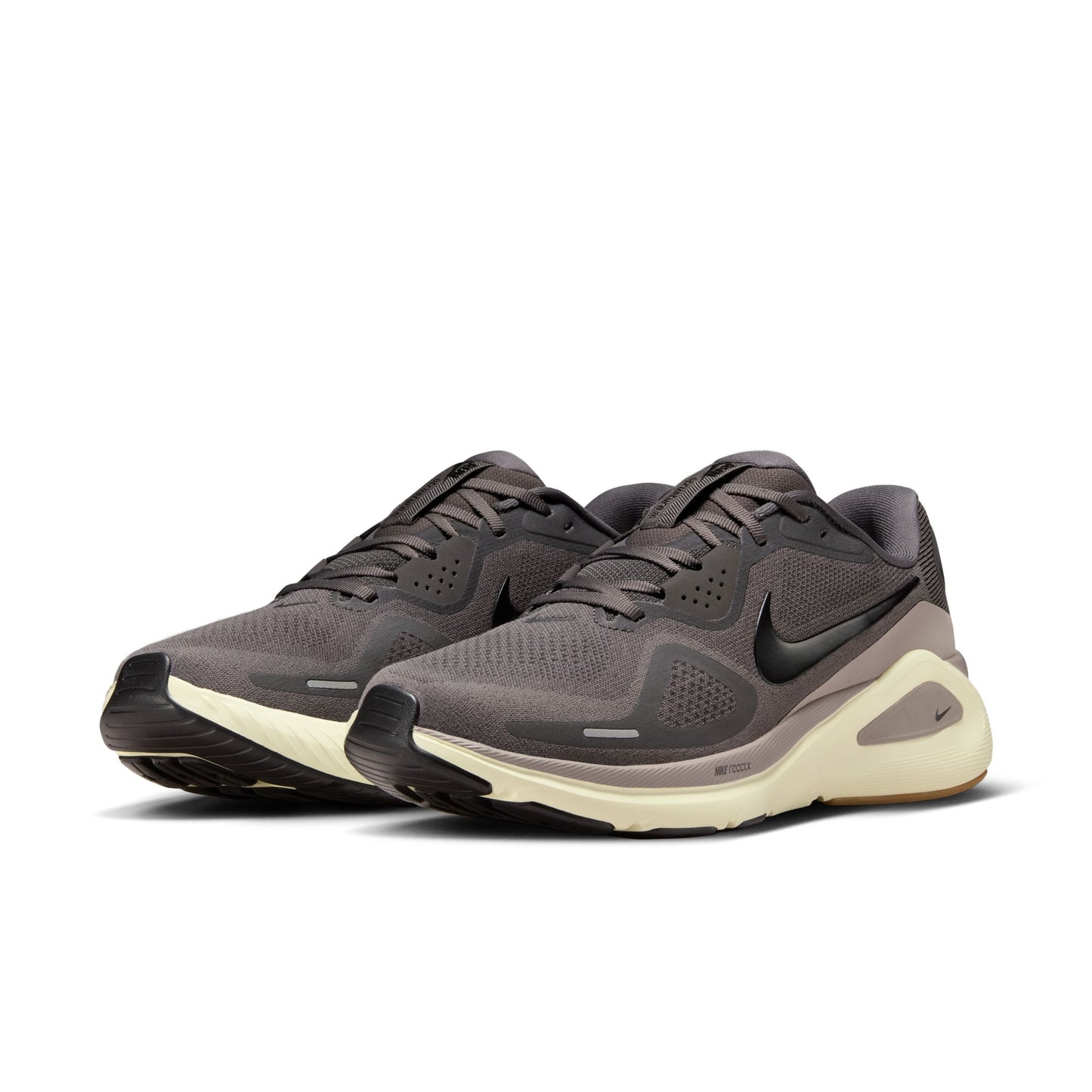 Men's Nike Structure 26