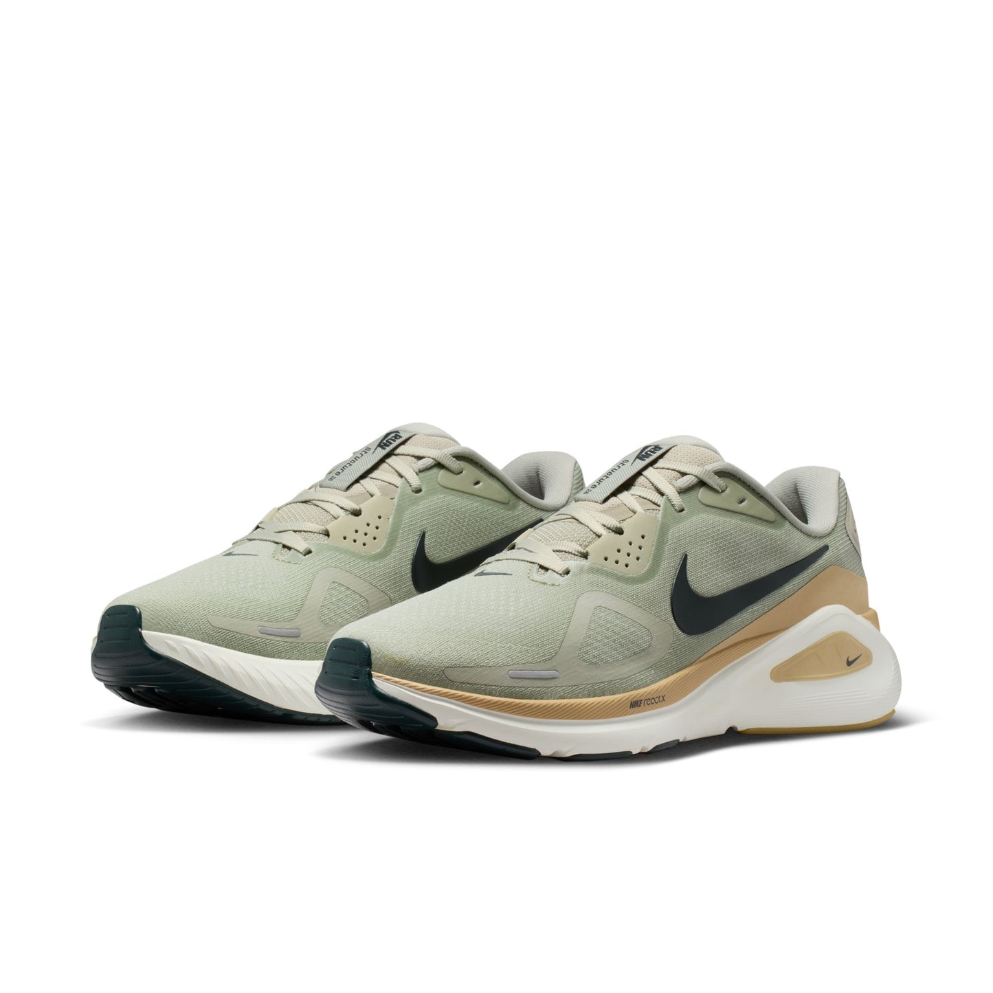 Men's Nike Structure 26