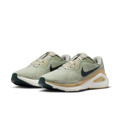 Men's Nike Structure 26