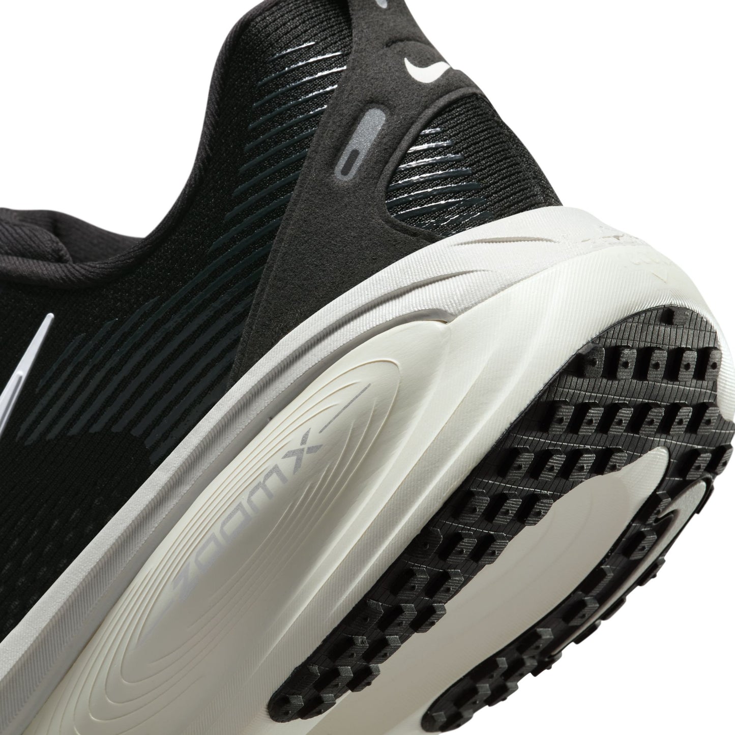 Men's Nike Vomero 18