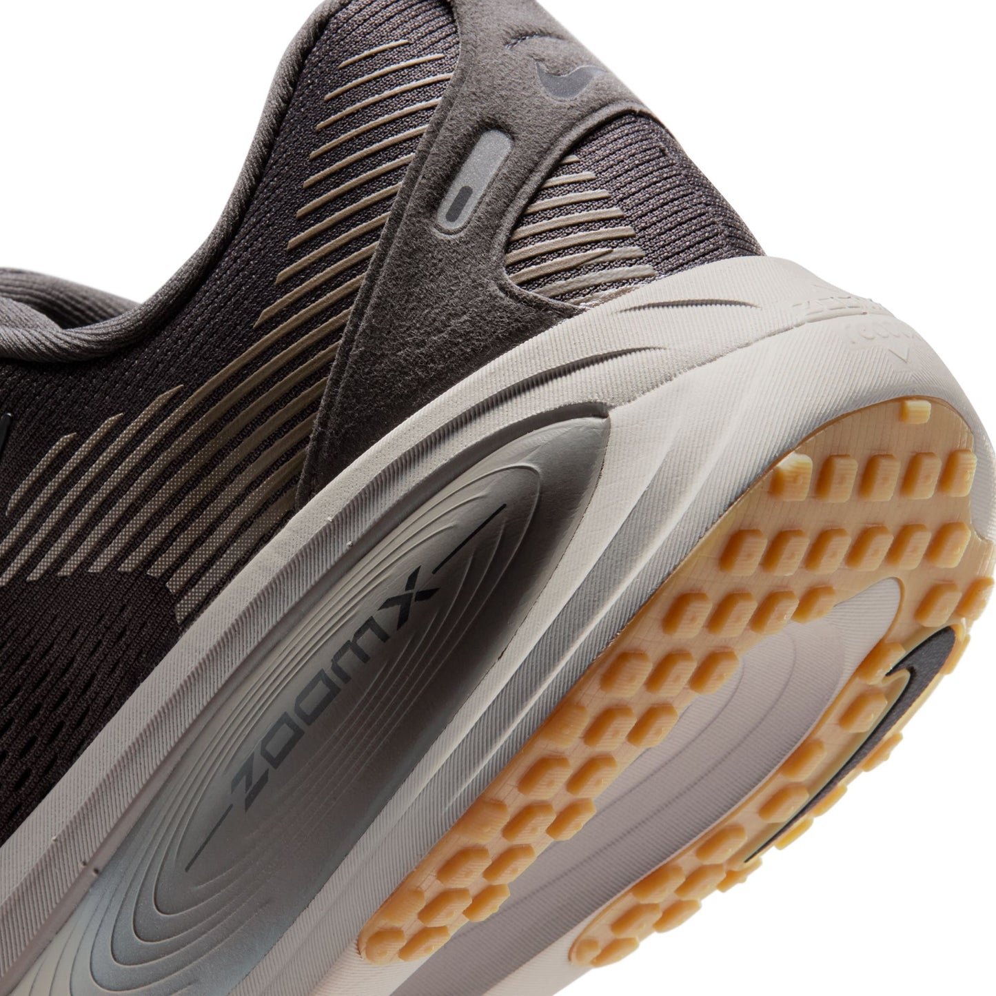Men's Nike Vomero 18
