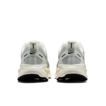Women's Nike Vomero 18