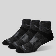 Load image into Gallery viewer, Saucony Inferno Wool Trail Quarter 3-Pack Socks
