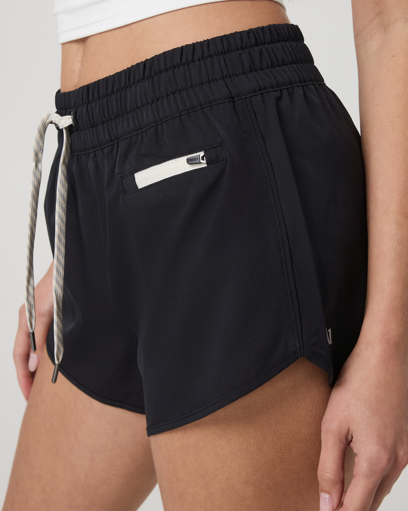 Women's Vuori Clementine 2.0 Short 4"
