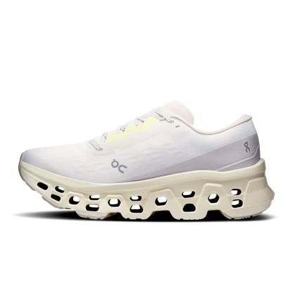 Women's On Cloudmonster 3