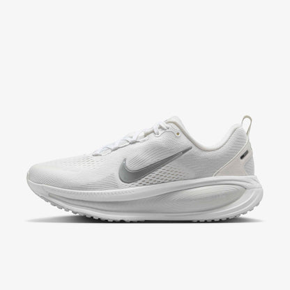 Women's Nike Vomero 18