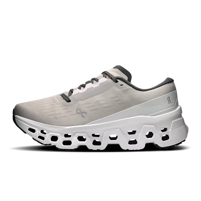 Women's On Cloudmonster 3