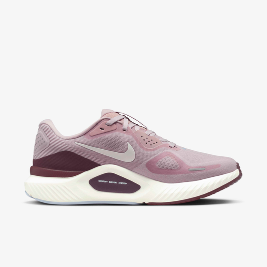 Women's Nike Structure 26