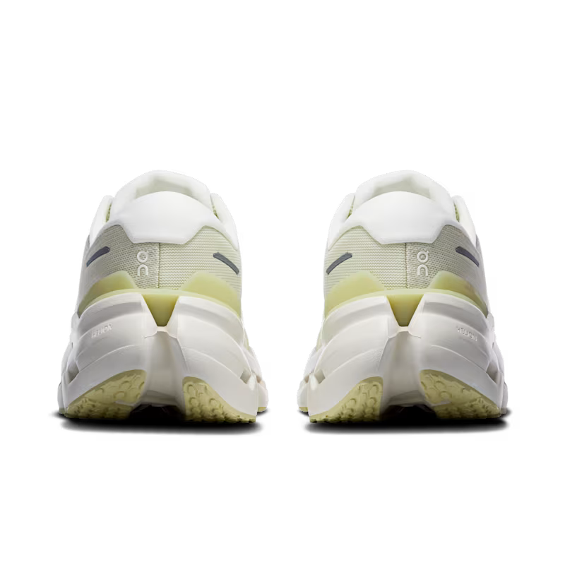 Women's On Cloudrunner 3