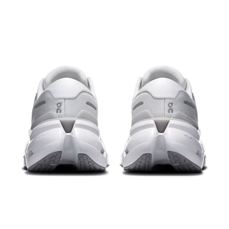 Women's On Cloudrunner 3