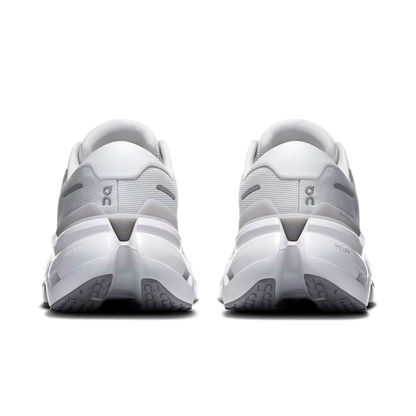 Women's On Cloudrunner 3