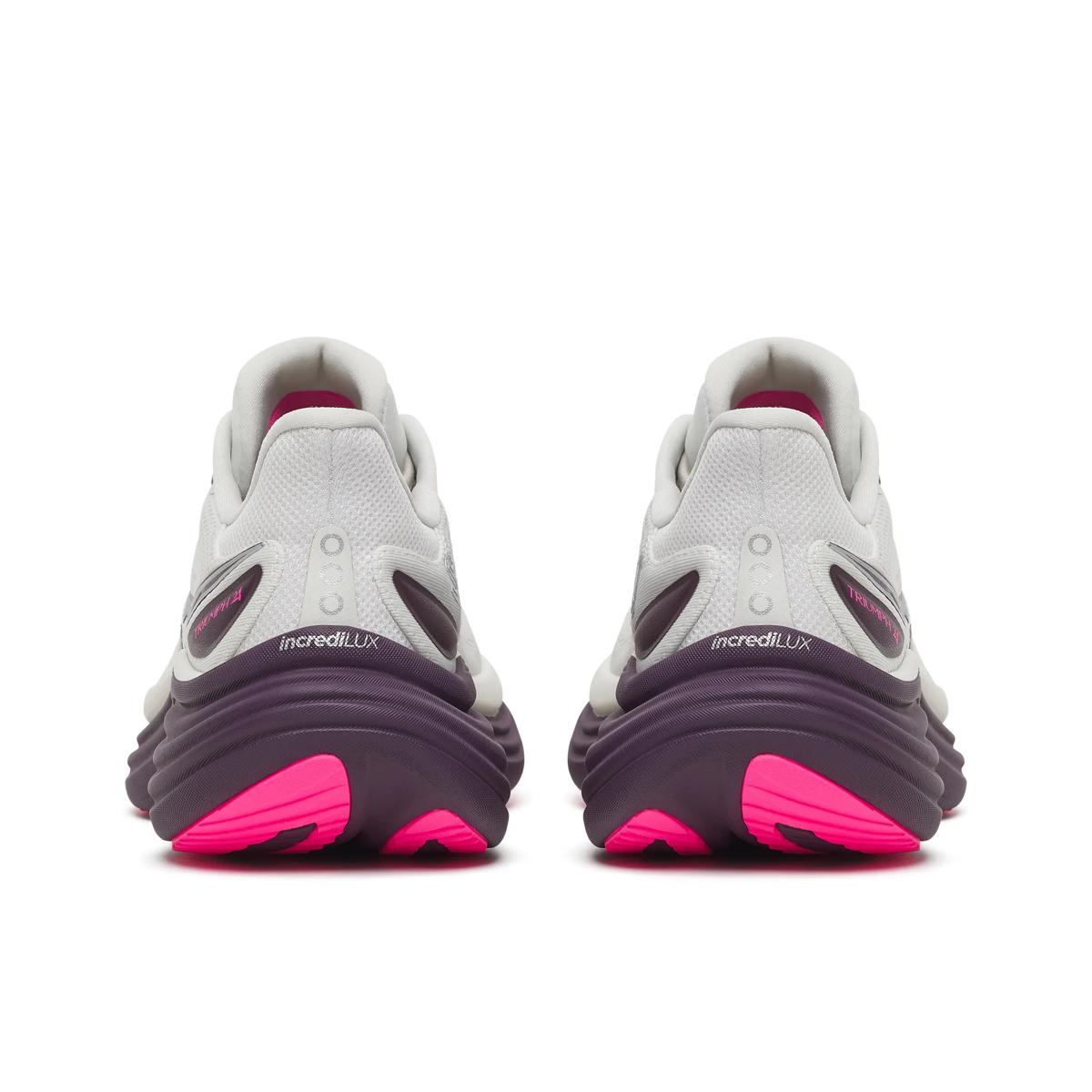 Women's Saucony TRIUMPH 24
